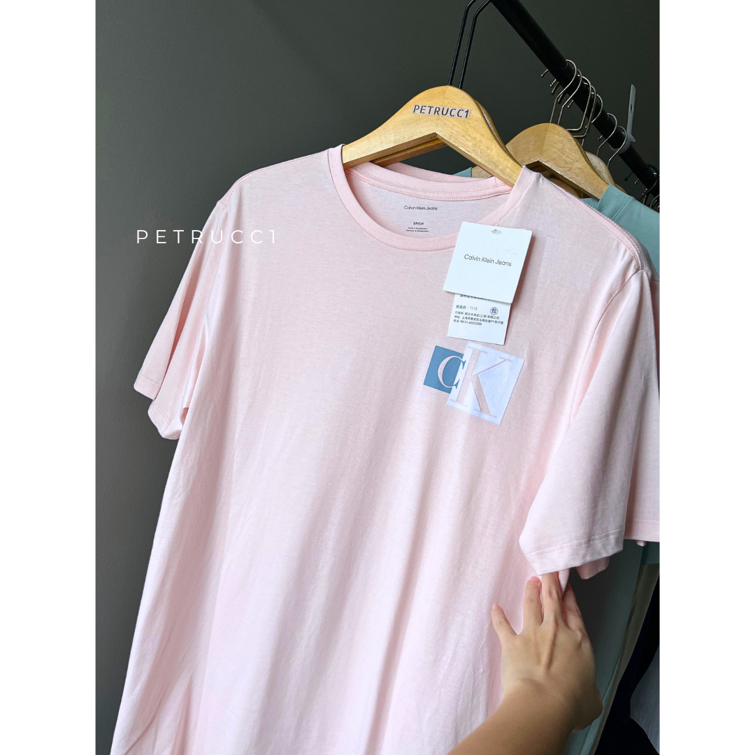 CALVIN KLEIN Contrast Box Logo Graphic Classic T Shirt  4RB858G-2NT