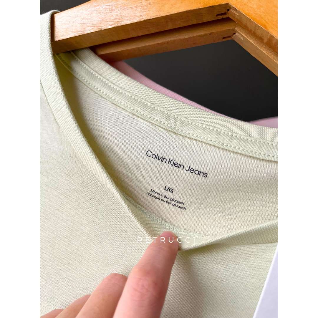 CALVIN KLEIN Contrast Box Logo Graphic Classic T Shirt  4RB858G